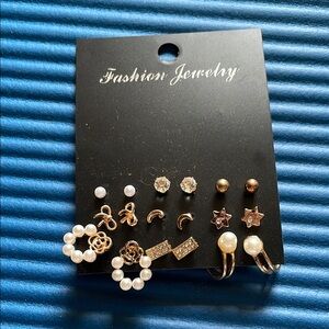 Fashion Jewelry Gold and Pearl Earring Set